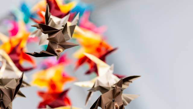 s_fld15_origami Japanisch - メリー ・クリスマス！　 よいお年をお迎えください。 - Spracheninstitut Uni Leipzig